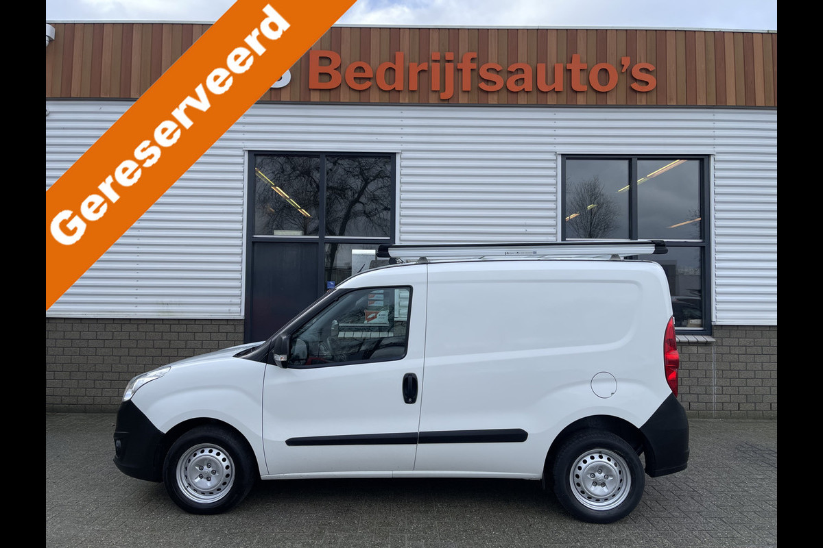 Opel Combo 1.3 CDTi L1H1 Edition / vaste prijs rijklaar € 8.950 ex btw / lease vanaf € 182 / airco / imperial / schuifdeur / lat om lat betimmering / euro 6 diesel ! Opel Combo 1.3 CDTi L1H1 Edition / vaste prijs rijklaar € 8.950 ex btw / lease vanaf € 182 / airco / imperial / schuifdeur / lat om lat betimmering / euro 6 diesel !