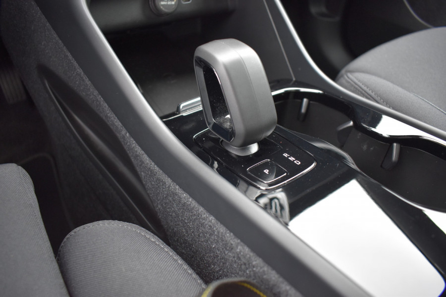 Volvo C40 Recharge Plus 69 kWh Panoramadak | Camera | Apple Carplay |  Android