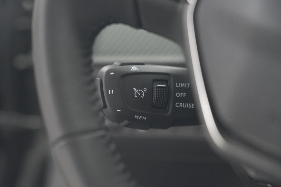 Peugeot 208 Hybrid 100 e-DCS6 Allure | Camera | Adaptieve Cruise Control | Apple Carplay | Parkeersensoren