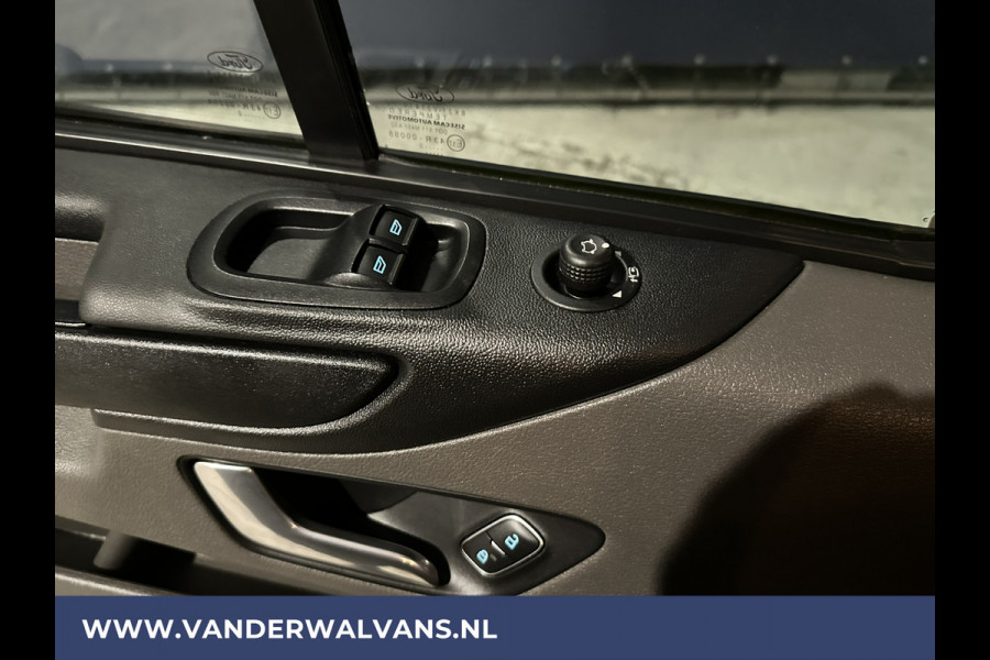 Ford Transit Custom 2.0 TDCI L2H1 Euro6 Airco | Camera | Navigatie | LED | Apple Carplay | 2800kg Trekvermogen Cruisecontrol, Parkeersensoren, Stoelverwarming, Verwarmde voorruit, Bijrijdersbank, Android auto