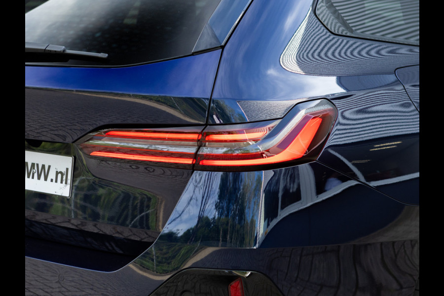 BMW i5 Touring eDrive40 - M-Sport Pro - Pano - Trekhaak - Onderstel Prof - Bowers & Wilkins