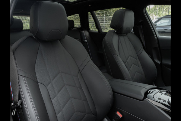 BMW i5 Touring eDrive40 - M-Sport Pro - Pano - Trekhaak - Onderstel Prof - Bowers & Wilkins