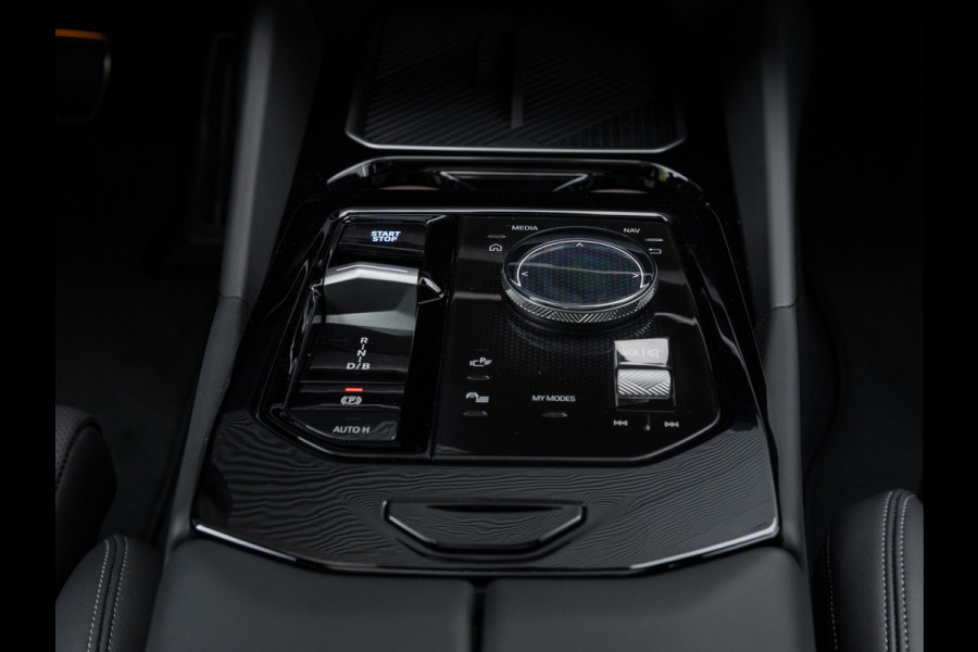 BMW i5 Touring eDrive40 - M-Sport Pro - Pano - Trekhaak - Onderstel Prof - Bowers & Wilkins