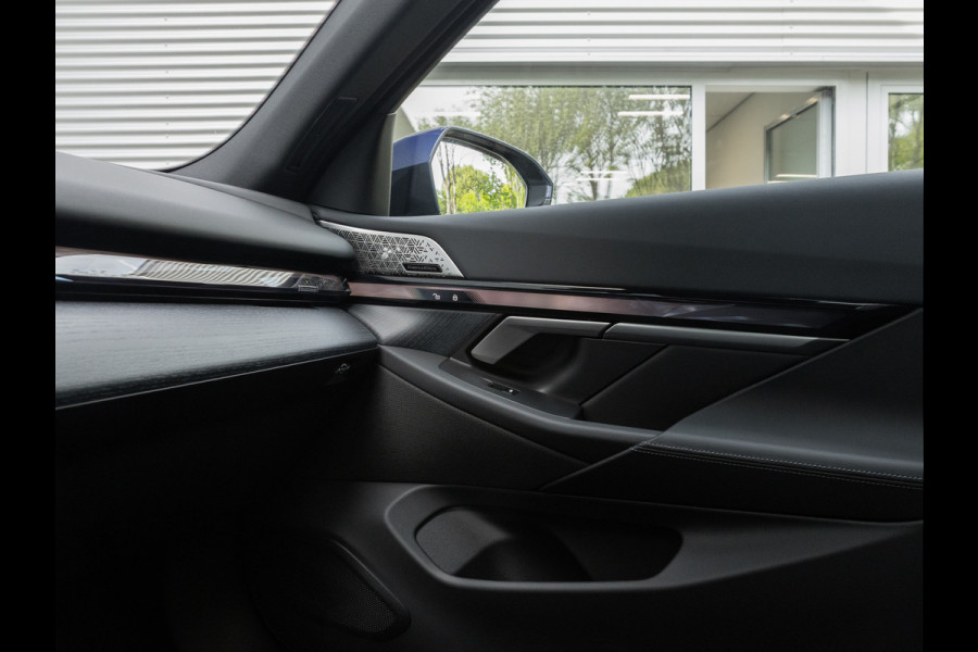 BMW i5 Touring eDrive40 - M-Sport Pro - Pano - Trekhaak - Onderstel Prof - Bowers & Wilkins