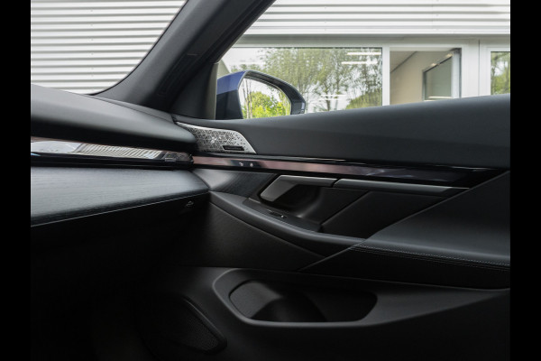 BMW i5 Touring eDrive40 - M-Sport Pro - Pano - Trekhaak - Onderstel Prof - Bowers & Wilkins