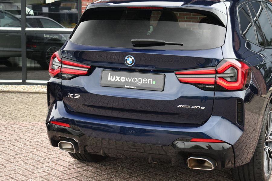 BMW X3 xDrive30e M-Sport Pano M-zetels Trekh 21inch 360 HUD Laser