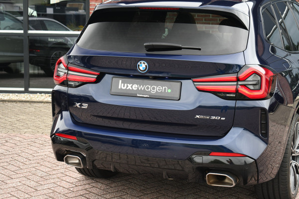 BMW X3 xDrive30e M-Sport Pano M-zetels Trekh 21inch 360 HUD Laser