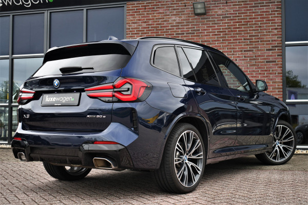 BMW X3 xDrive30e M-Sport Pano M-zetels Trekh 21inch 360 HUD Laser