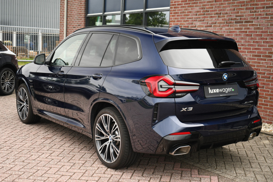 BMW X3 xDrive30e M-Sport Pano M-zetels Trekh 21inch 360 HUD Laser