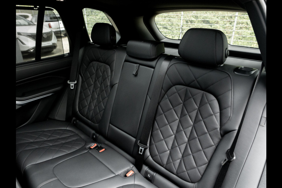 BMW X5 xDrive40i M-Sport - Pano - Trekhaak - Driving Ass Prof - Stoelventilatie