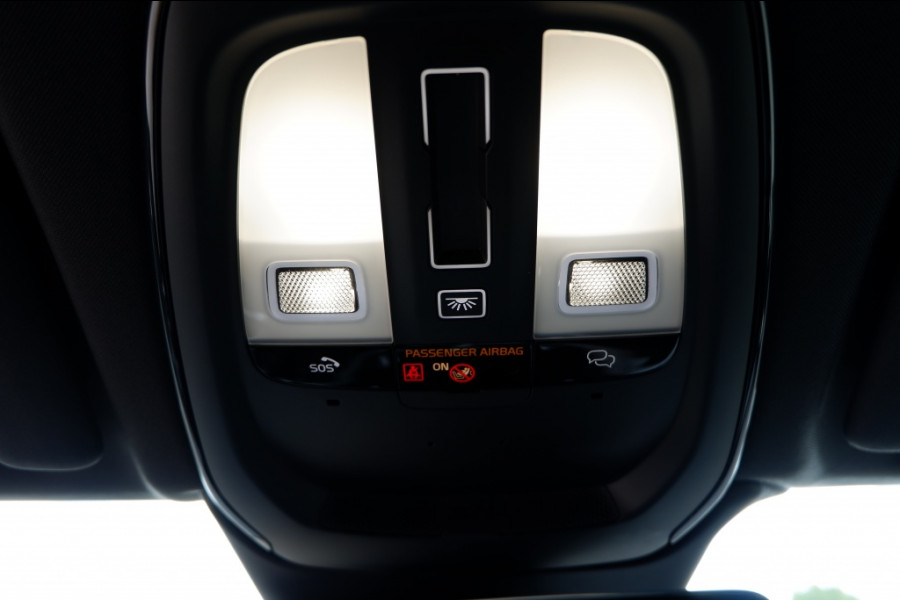 Volvo XC60 2.0 T6 AWD Plug in Hybrid 350PK Plus Black Edition Long Range