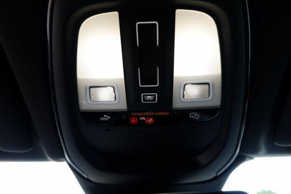 Volvo XC60 2.0 T6 AWD Plug in Hybrid 350PK Plus Black Edition Long Range