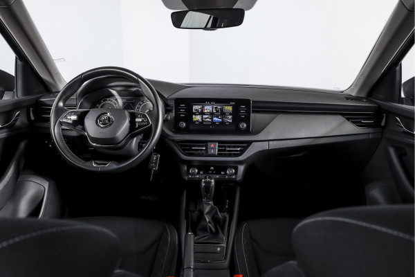 Škoda Kamiq 1.0 TSI Ambition - Automaat | Cruise | Stoelverw. | Camera+PDC | App.Connect | Auto.Airco | LM 16" | 4259