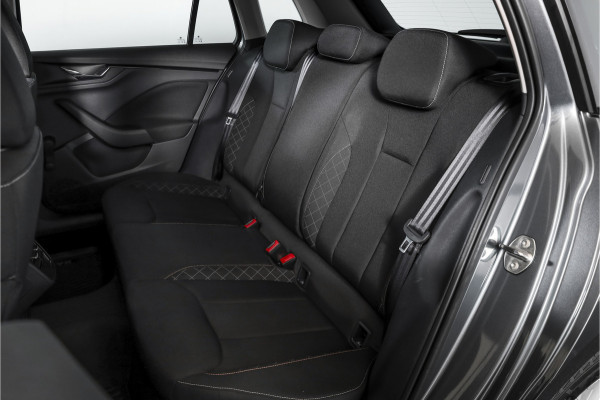 Škoda Kamiq 1.0 TSI Ambition - Automaat | Cruise | Stoelverw. | Camera+PDC | App.Connect | Auto.Airco | LM 16" | 4259