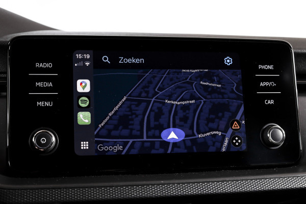 Škoda Kamiq 1.0 TSI Ambition - Automaat | Cruise | Stoelverw. | Camera+PDC | App.Connect | Auto.Airco | LM 16" | 4259