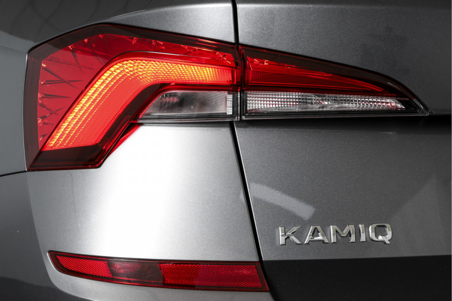 Škoda Kamiq 1.0 TSI Ambition - Automaat | Cruise | Stoelverw. | Camera+PDC | App.Connect | Auto.Airco | LM 16" | 4259