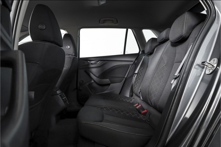 Škoda Kamiq 1.0 TSI Ambition - Automaat | Cruise | Stoelverw. | Camera+PDC | App.Connect | Auto.Airco | LM 16" | 4259