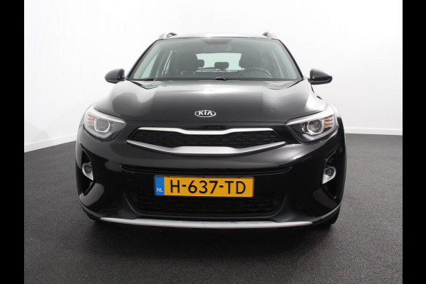 Kia Stonic 1.0 T-GDi DynamicLine | Navigatie | Airco |  Parkeer Sensoren | Lichtmetalen Velgen | Led |