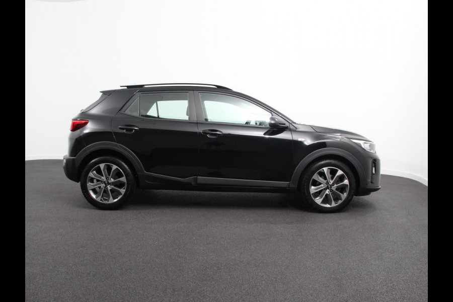 Kia Stonic 1.0 T-GDi DynamicLine | Navigatie | Airco |  Parkeer Sensoren | Lichtmetalen Velgen | Led |