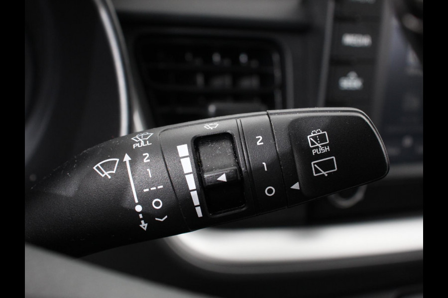Kia Stonic 1.0 T-GDi DynamicLine | Navigatie | Airco |  Parkeer Sensoren | Lichtmetalen Velgen | Led |