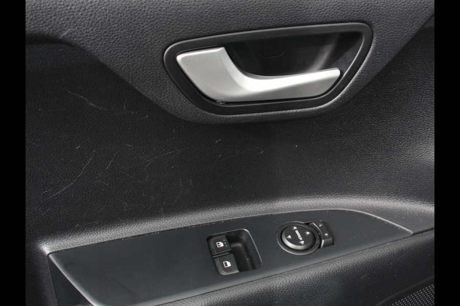 Kia Stonic 1.0 T-GDi DynamicLine | Navigatie | Airco |  Parkeer Sensoren | Lichtmetalen Velgen | Led |