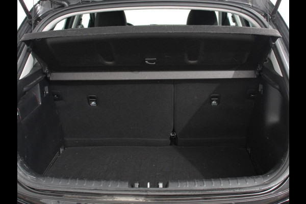 Kia Stonic 1.0 T-GDi DynamicLine | Navigatie | Airco |  Parkeer Sensoren | Lichtmetalen Velgen | Led |