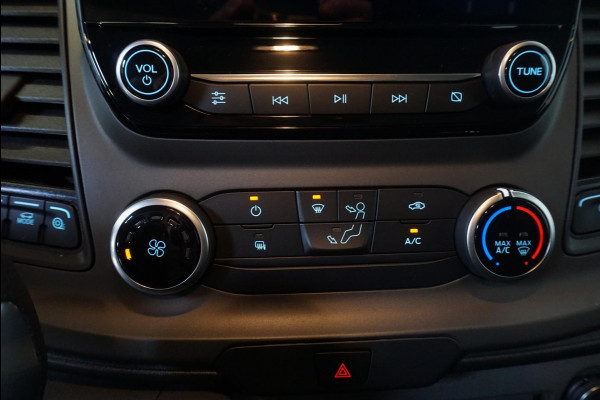 Ford Transit Custom 280 2.0 TDCI L1H1 130pk Trend Edition Automaat | Navigatie | DAB| PDC | Airco | Camera | Apple Carplay/Android Auto | Trekhaak | Lichtmetalen Velgen
