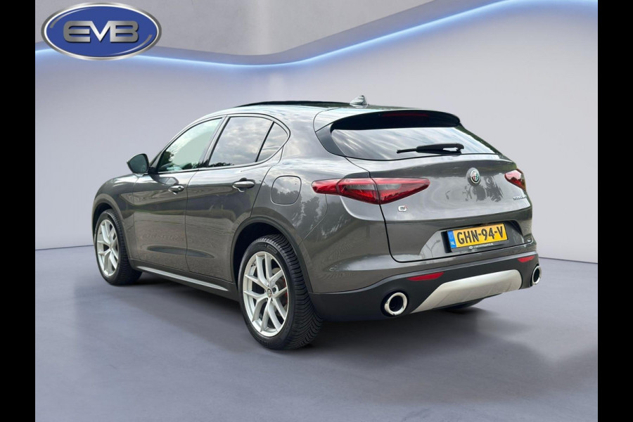 Alfa Romeo Stelvio 2.0 Turbo 280 pk AWD Special Edition, panoramadak, 20 inch, led,leder, vele opties, goed onderhouden