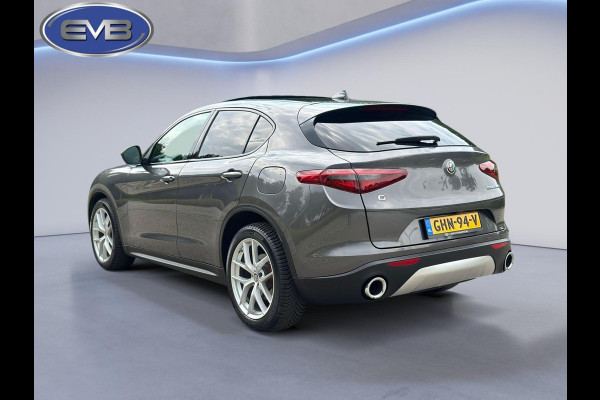 Alfa Romeo Stelvio 2.0 Turbo 280 pk AWD Special Edition, panoramadak, 20 inch, led,leder, vele opties, goed onderhouden