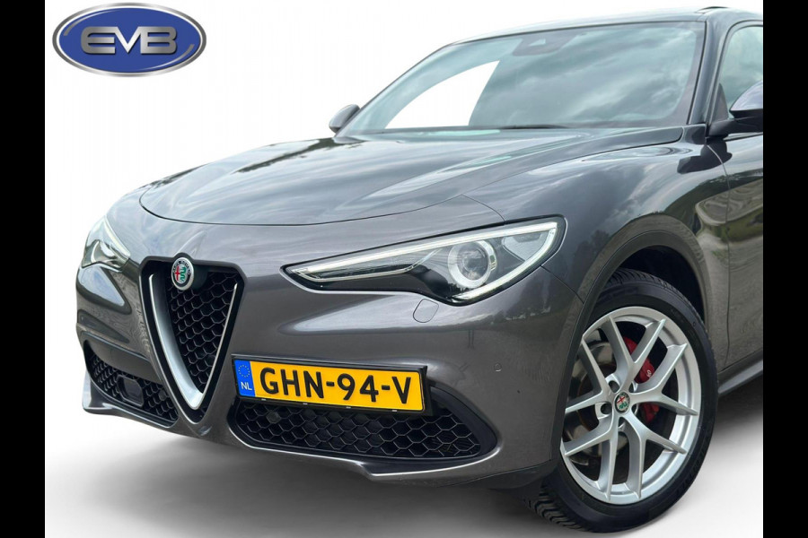Alfa Romeo Stelvio 2.0 Turbo 280 pk AWD Special Edition, panoramadak, 20 inch, led,leder, vele opties, goed onderhouden