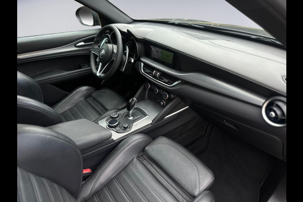 Alfa Romeo Stelvio 2.0 Turbo 280 pk AWD Special Edition, panoramadak, 20 inch, led,leder, vele opties, goed onderhouden