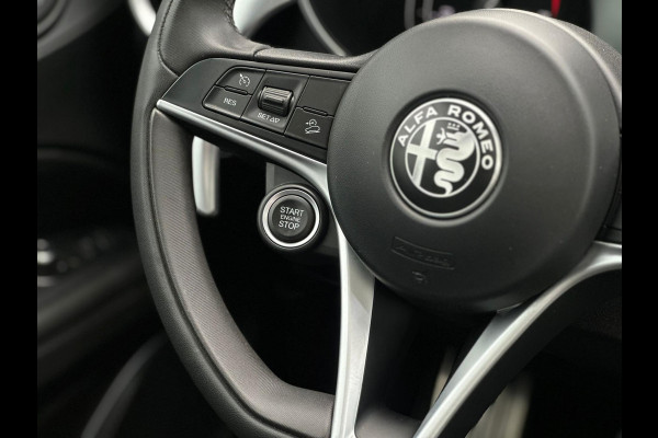 Alfa Romeo Stelvio 2.0 Turbo 280 pk AWD Special Edition, panoramadak, 20 inch, led,leder, vele opties, goed onderhouden