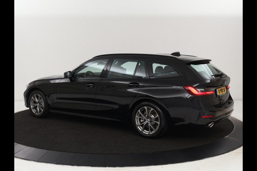 BMW 3-serie 330e eDrive Edition | Leder | Adaptive cruise | Stoelverwarming | Camera | Sport Line | Carplay | Sportstoelen | Live Cockpit | Keyless | Navigatie | Climate control