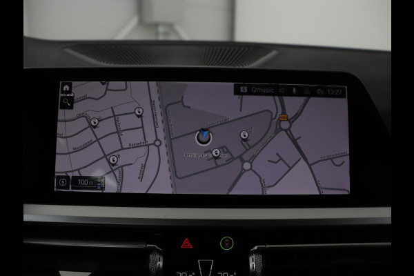 BMW 3-serie 330e eDrive Edition | Leder | Adaptive cruise | Stoelverwarming | Camera | Sport Line | Carplay | Sportstoelen | Live Cockpit | Keyless | Navigatie | Climate control