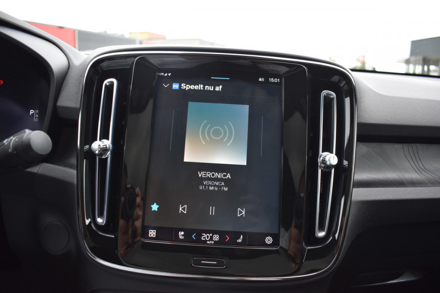 Volvo C40 Recharge Twin Intro Edition 78 kWh | 20" LMV | Getint glas | Panaoramadak  | Elektrische Stoelen | 404PK