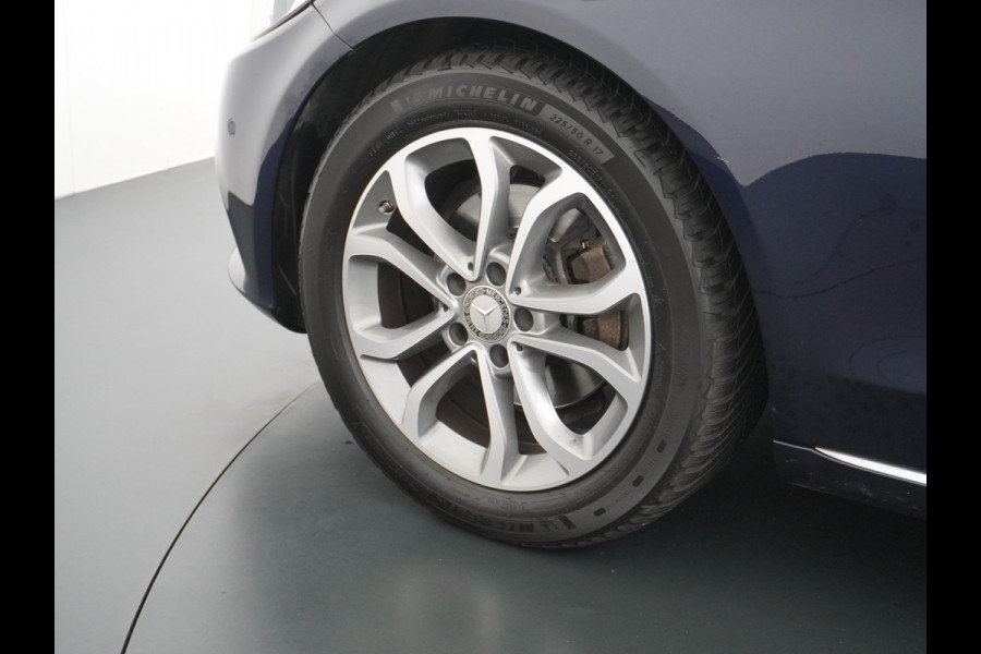 Mercedes-Benz C-Klasse Estate C 200 Estate Avantgarde | Head-Up LED
