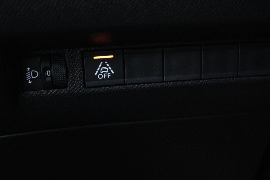 Peugeot 208 1.2 PureTech Blue Lease Active (PARKEERSENSOREN ACHTER, NAVIGATIE, BLUETOOTH, NL-AUTO, GOED ONDERHOUDEN)