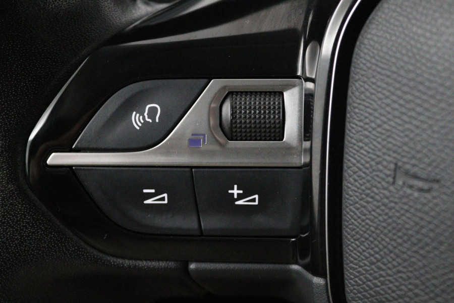 Peugeot 208 1.2 PureTech Blue Lease Active (PARKEERSENSOREN ACHTER, NAVIGATIE, BLUETOOTH, NL-AUTO, GOED ONDERHOUDEN)