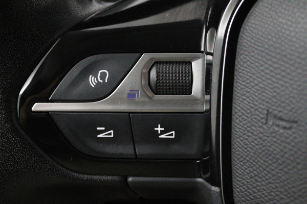 Peugeot 208 1.2 PureTech Blue Lease Active (PARKEERSENSOREN ACHTER, NAVIGATIE, BLUETOOTH, NL-AUTO, GOED ONDERHOUDEN)