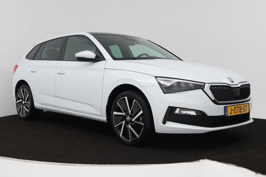Škoda SCALA 1.0 TSI Sport Business (STOELVERWARMING, CRUISE CONTROL, PARKEERSENSOREN, NAVIGATIE, AUTOMAAT)