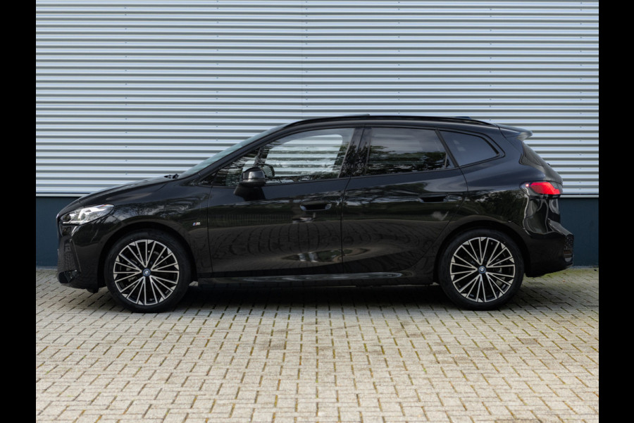BMW 2 Serie Active Tourer 225e xDrive M-Sport - Pano - Head-up - Harman Kardon