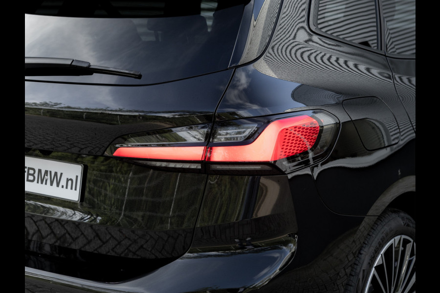 BMW 2 Serie Active Tourer 225e xDrive M-Sport - Pano - Head-up - Harman Kardon