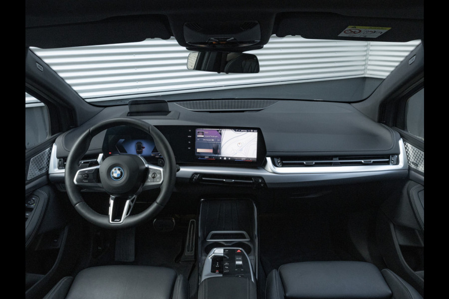 BMW 2 Serie Active Tourer 225e xDrive M-Sport - Pano - Head-up - Harman Kardon