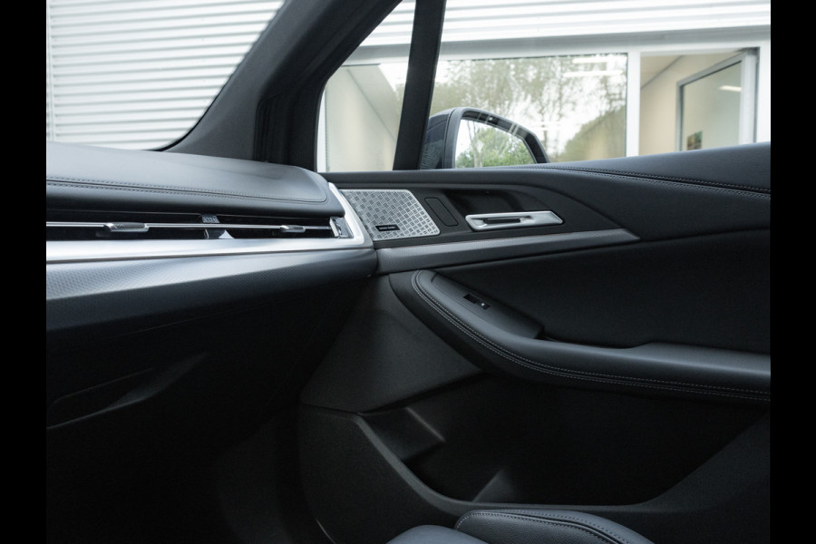 BMW 2 Serie Active Tourer 225e xDrive M-Sport - Pano - Head-up - Harman Kardon