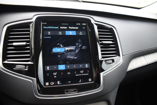 Volvo XC90 T8 455PK Automaat AWD Ultimate Dark / Bowers & Wilkins / Luchtvering / Head Up Display / 360 Camera / Massagestoelen / Gelaagde Zijruiten / Trekhaak /