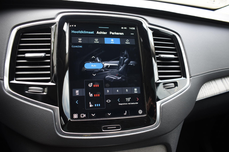 Volvo XC90 T8 455PK Automaat AWD Ultimate Dark / Bowers & Wilkins / Luchtvering / Head Up Display / 360 Camera / Massagestoelen / Gelaagde Zijruiten / Trekhaak /
