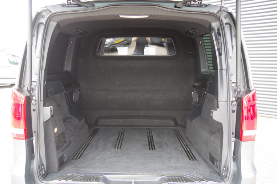 Mercedes-Benz V-Klasse 300d AMG L2 DC-5P, 2X ELEKTR. SCHUIFDEUR, BURMESTER, LED, LEDER, 360 CAMERA, CRUISE, CLIMA, PARKEERSENSOREN, NL AUTO, NAP