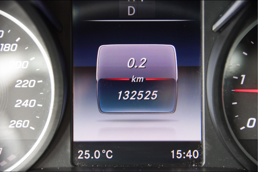 Mercedes-Benz V-Klasse 300d AMG L2 DC-5P, 2X ELEKTR. SCHUIFDEUR, BURMESTER, LED, LEDER, 360 CAMERA, CRUISE, CLIMA, PARKEERSENSOREN, NL AUTO, NAP