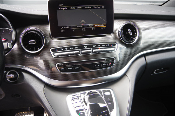 Mercedes-Benz V-Klasse 300d AMG L2 DC-5P, 2X ELEKTR. SCHUIFDEUR, BURMESTER, LED, LEDER, 360 CAMERA, CRUISE, CLIMA, PARKEERSENSOREN, NL AUTO, NAP