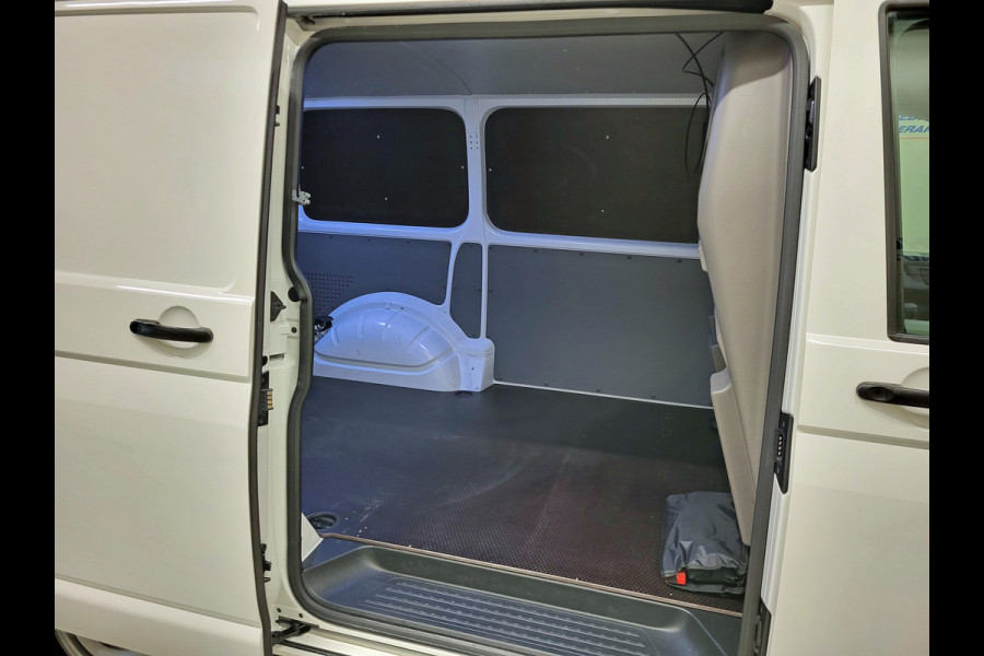 Volkswagen Transporter 2.0TDI Trekhaak Imperiaal Euro 6!